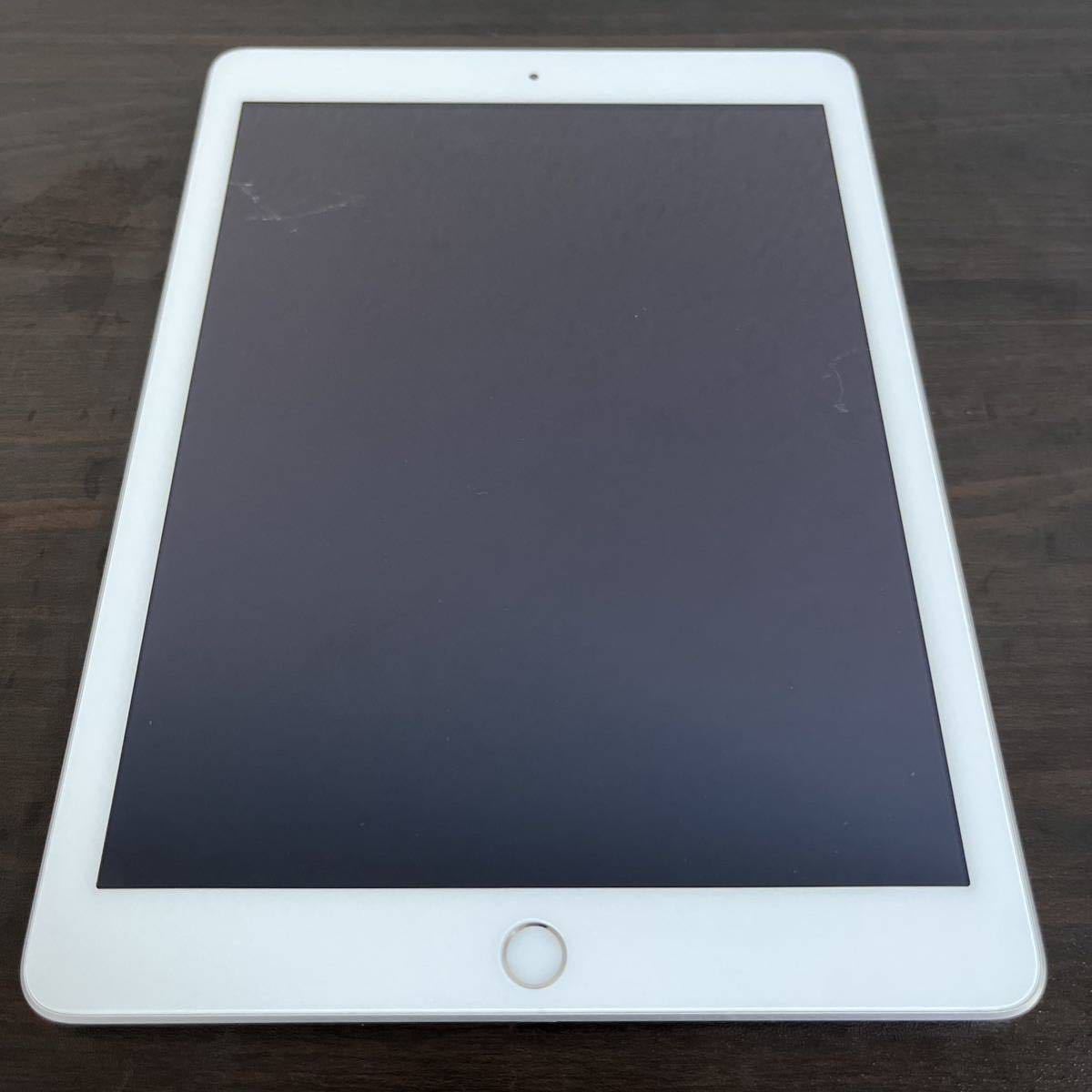 4769 比較的綺麗 iPad5 第5世代 32GB WIFIモデル-