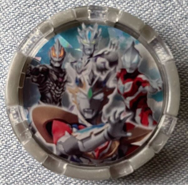 ウルトラマンゼット/ウルトラマンZ 限定ウルトラメダル ソフビ付属スペシャル デルタライズスクロー ゼットライザー連動