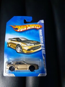 ホットウィール Hot Wheels NISSAN　R32 GT-R 　DREAM GARAGE SKYLINE スカイラインGT-R 