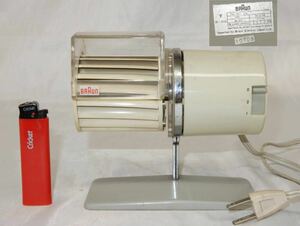 プロダクトデザインの傑作 ブラウン 卓上扇風機 1961年 Reinhold Weiss ミッドセンチュリー　220V 50Hz BRAUN 動作確認済み 小型扇風機