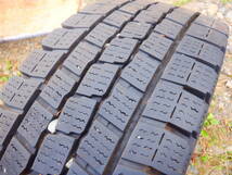 1本のみ スタッドレス　冬タイヤ　ダンロップ　SPLT02 215/60R15.5 110/108L LT 　個人宅配達可能_画像2