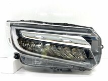 ホンダ　ステップワゴン スパーダ RP3/4　後期　純正　右　LED　ヘッドライト KOITO100-62282 （69A-14）_画像1