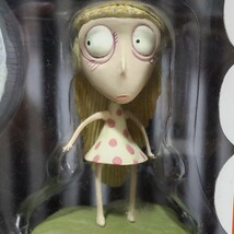 ティム・バートン オイスターボーイの憂鬱な死 フィギュア 輸入品 THE PIN CUSHION QUEEN & BRIE BOY & STARING GIRL Tim burton_画像6