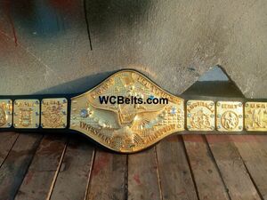 海外 送料込み 　高品質 WWWF Heavyweight Champion Belt New Japan Pro レプリカ プロレス　レスリング　チャンピオンベルト