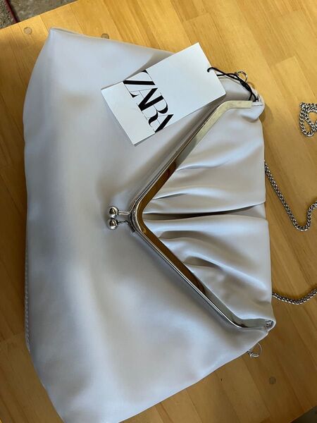 ZARA 未使用チェーンバッグ