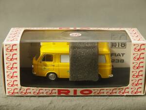 FIAT 238 救急車 RIO 1/43 414106