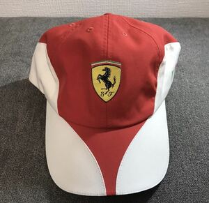 フェラーリ　帽子　キャップ　 Ferrari レース レーシング 赤&白　PUMA コラボ