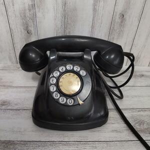 4号A　黒電話　1967年　電電公社　希少型式黒電話　ダイヤル　アナログ　電話機　昭和レトロ