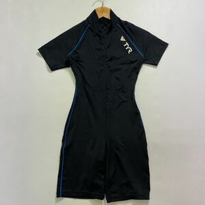 68 TYR ティア 半袖 フィットネス水着 ハーフスパッツ サイズM ロゴプリント フロントジップ ブラック 黒 レディース 30928U