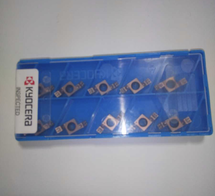 ヤフオク! 突っ切り チップの落札相場・落札価格