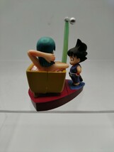 7027⑨ ドラゴンボール カプセル ドラカプ ぶったおせピッコロ大魔王 クライシス編 悟空＆ブルマ 風呂 フィギュア 現状品　コレクション_画像3