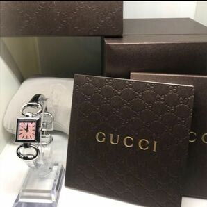 グッチ GUCCI　レディース腕時計　GG柄　シルバー 　ステンレスブレス　ピンクシェルフェイス　 電池交換必要