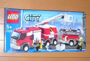 LEGO City Fire Truck (7239) はしご車 未開封　箱悪