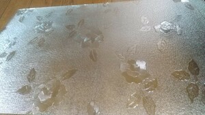 サイズカット可 昭和レトロ 板ガラス 薔薇 356mm×577ｍｍ×2mm 生産中止デザインガラス ばら