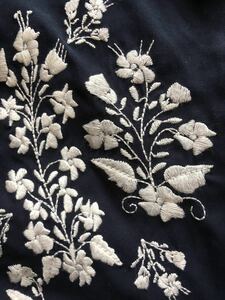 HusHush embroidery blouse 