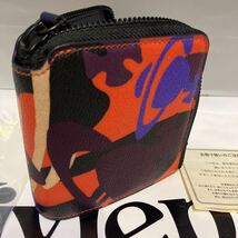 送料込●新品● Vivienne Westwood L字ファスナー二つ折財布 赤青系A カモフラオーブ柄 ヴィヴィアン ウエストウッド ビビアン_画像2