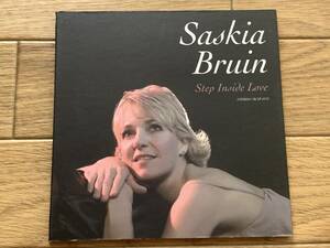 SASKIA BRUIN step Inside Love suspension Kia * blue in paper jacket CD/BA