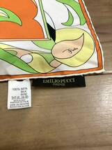 EMILIO PUCCI エミリオプッチ　総柄　スカーフ　シルクスカーフ　ハイブランド　セレクト　ミセス　レディース　中古_画像4