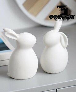 置物 セラミッククラフトウサギ リビングルームの装飾 白い陶製のウサギの置物 プレゼント セラミックうさぎ2匹 干支