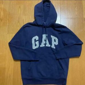 ギャップ GAP パーカー トレーナー　フード付