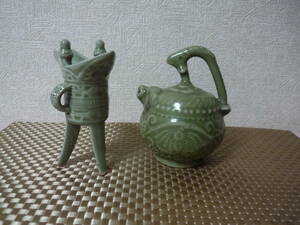  China sake cup and bottle set . equipment "hu" pot . cup (3 pair ) tradition industrial arts interior as 