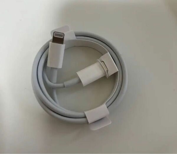 【新品未使用】Apple純正品タイプc充電ケーブル