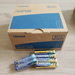 アルカリ乾電池 東芝 TOSHIBA 単四 100本セット 100P