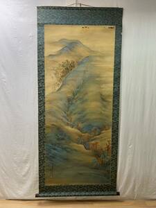 M12223【掛け軸】掛軸 山図 風景図 絹本 本紙 70cm×167cm 在銘 落款