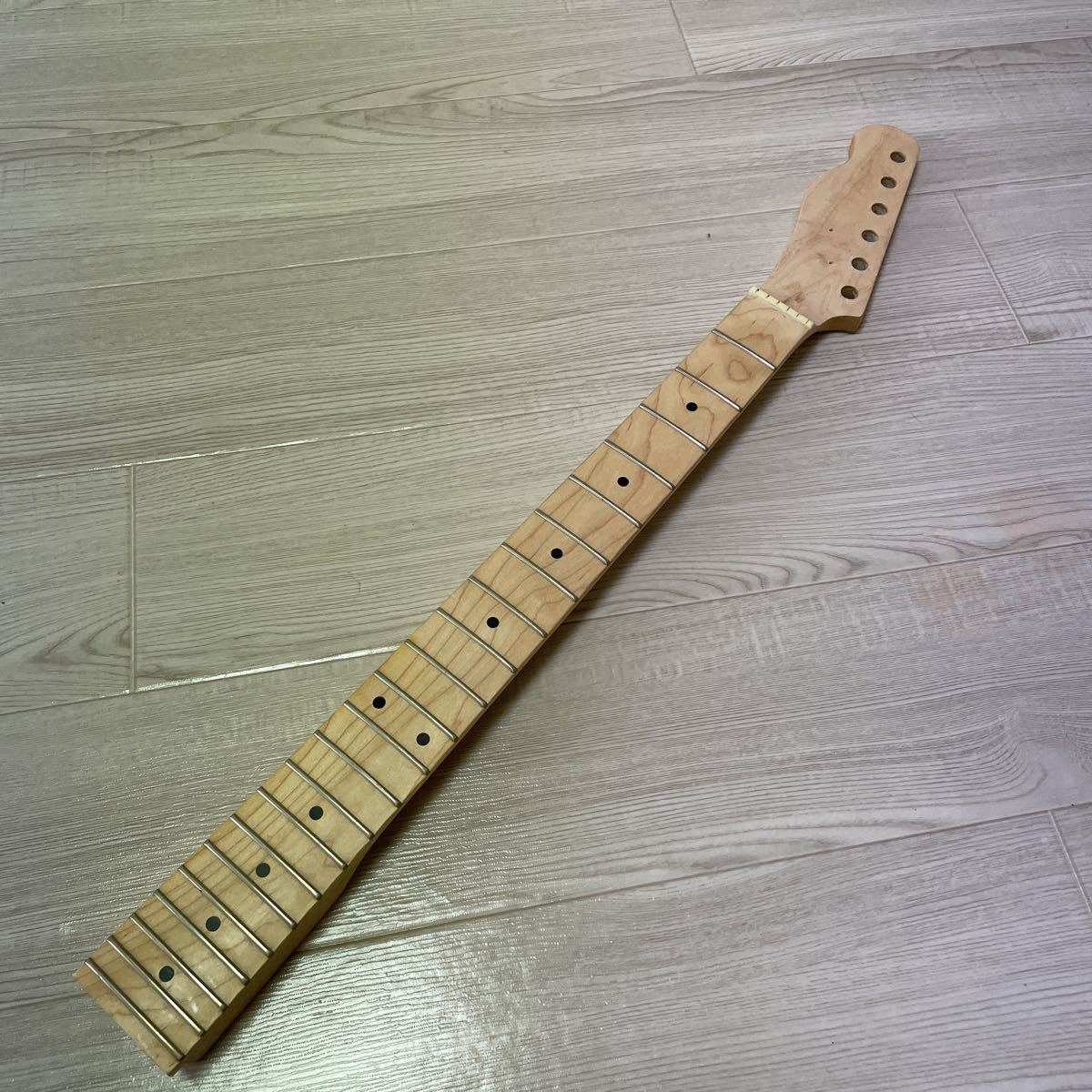 ヤフオク! -「harley benton」(エレキギター) (ギター)の落札相場