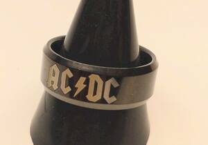 送料無料　【２７号】AC/DC　リング　指輪　ブラック　バンド　パンク　ロック　ストリート　ファンスマ