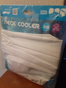  all cool cold sensation neck cooler face mask . middle . measures UV cut 