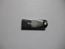 ヨゴレ有り　SanDisk　16GB　USBメモリー　フォーマット済み　メモリーカード_画像1
