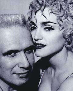 MADONNA　マドンナ　1990 　Herb Ritts　プリント 写真 （輸入品）　六切サイズ　　：　Jean Paul Gaultier　ジャンポール・ゴルチエ