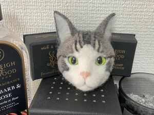 Ryan☆羊毛フェルト☆ブローチ☆サバトラハチワレ猫☆ねこ☆ハンドメイド☆