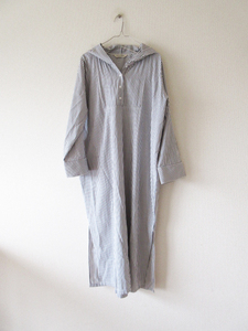 TORRAZZO DONNA / トラッゾドンナ ストライプ フーデッドプルオーバーワンピース WHITE×CHARCOAL * レディース ドレス シャツ