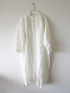 美品 2023SS nest Robe / ネストローブ 01231-1318 リネン近江晒 バンドカラーシャツワンピース OFF WHITE * シャツ ブラウス ドレス