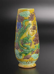 清 素三彩龍紋筆筒 大清乾隆年制款 共箱 中国 古美術