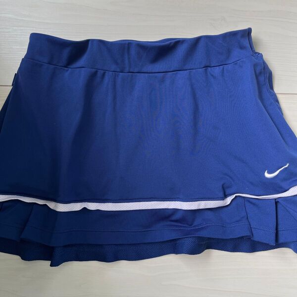 NIKE テニス スコートS