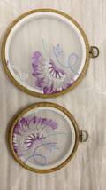 レース刺繍 +刺繍枠　円型 紫花柄　インテリア　壁飾り　ジェリースタンド　ピアススタンド　2点セット_画像10