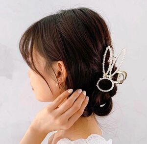 うさぎ　リボン　キラキラ　パール　バンスクリップ　ヘアアクセサリー　ヘアクリップ　ヘアピン　バレッタ　韓国　オルチャン　ヘアアクセ