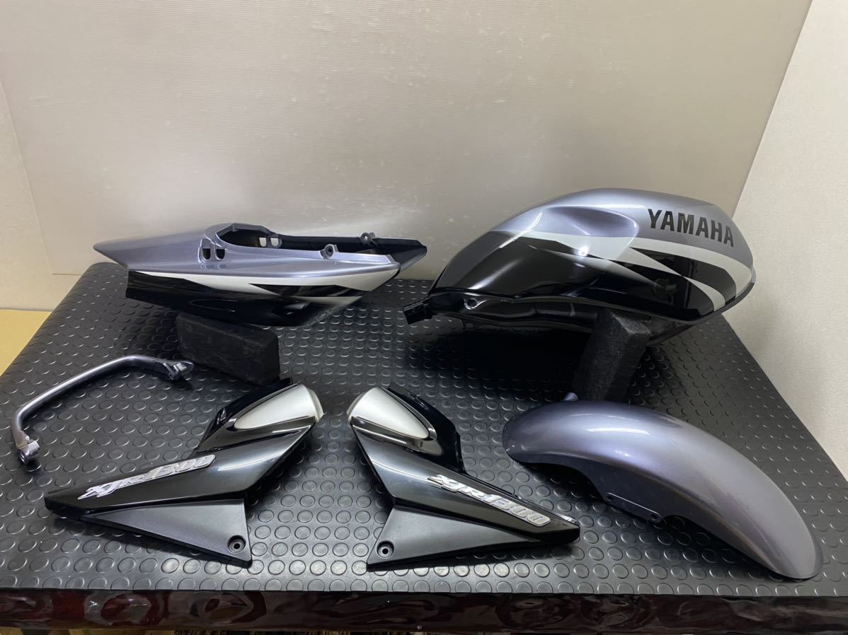ヤフオク! -「xjr1200サイドカバー」の落札相場・落札価格