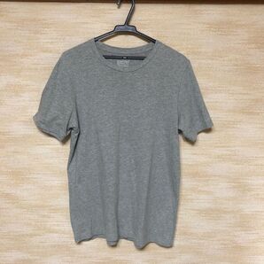 無印良品 シンプル綿素材T