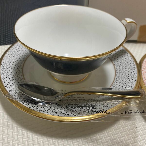 noritake ティーカップセット