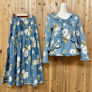  beautiful goods *WONDERFUL WORLD KANEKOISAO * one da full world Kaneko Isao # setup floral print blue group white rose rose loan skirt 