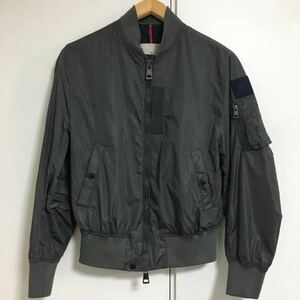 【送料無料】MONCLER（モンクレール）のMA-1 ブルゾン