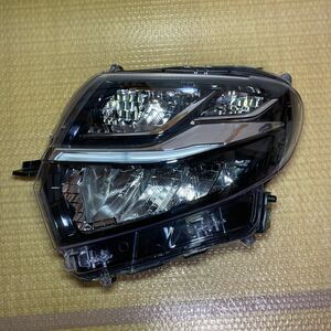 ★中古　美品　DAIHATSU 純正　タント　カスタム　LA650S　LED　ヘッドライト　左　左側　コイト　100-69075　81170-B2740　刻印Z★