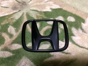 * unused Honda Vezel RV3,RV4,RV5, RV6 gloss black emblem rear glossy black original *