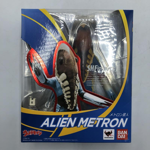 【中古】バンダイ　S.H.Figuarts メトロン星人 (ウルトラマン)開封品　ウルトラマン[240070092274]