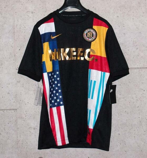 【送料無料】新品 NIKE F.C. ジャージ トップス M ワッペン Tシャツ 886873-011 サッカー AS M NK FC TOP JSY FC ◆