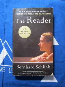 The Reader (W&N Essentials) ペーパーバック 英語版 Prof Bernhard Schlink 著　(2309)